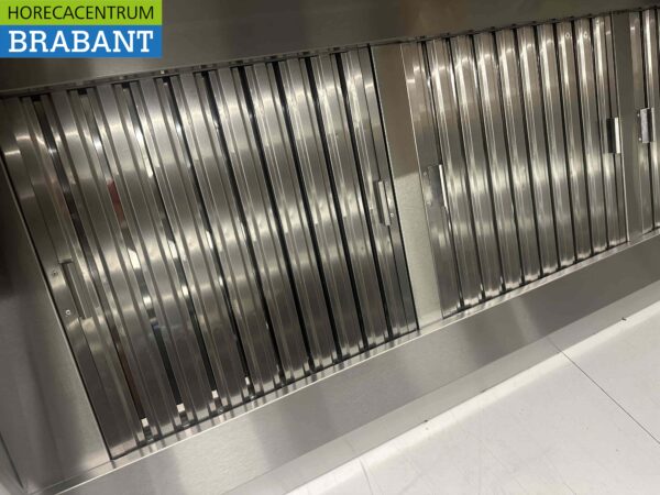 Hotte aspirante en acier inoxydable avec filtres à lamelles Premium-line 180 cm Modèle Box Catering – Image 4