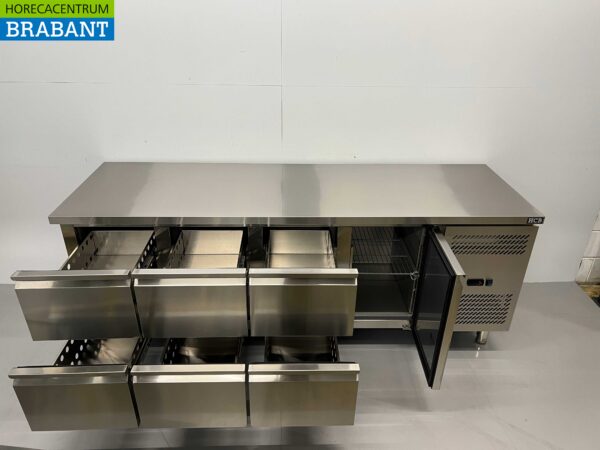 Établi réfrigéré en acier inoxydable 6 tiroirs et 1 porte 223 cm 230V Horeca – Image 4