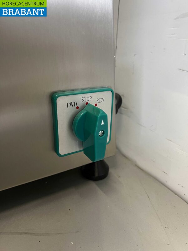 Acier inoxydable HCB Hachoir à viande Hachoir à viande Hachoir à viande 250 kg par heure 230V Boucherie Horeca – Image 5