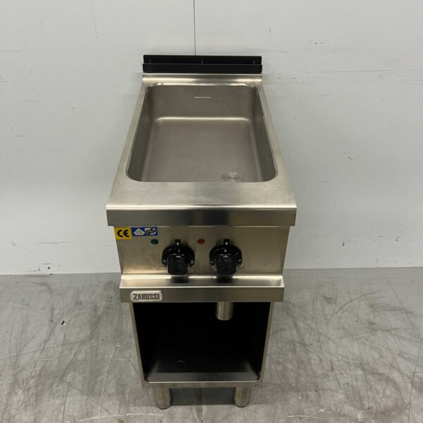 Acier inoxydable Zanussi Multicooker Rôtissoire Rôtissoire 11 litres 35 cm 400V Horeca