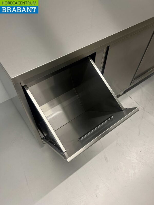 Armoire de travail en acier inoxydable Table de travail 2 portes coulissantes et 3 tiroirs et poubelle 200 cm Horeca – Image 5