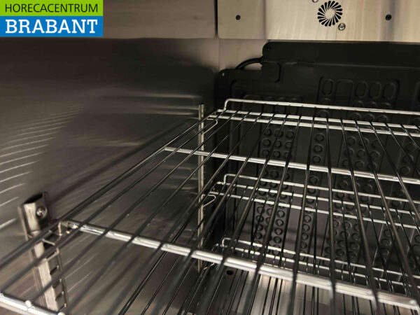 Bar réfrigéré en acier inoxydable pour l'extérieur Portes vitrées pliantes 150 litres 59,5 cm 230V Horeca – Image 5