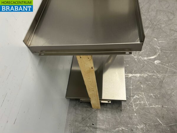 Acier inoxydable Table d'égouttage pour lave-vaisselle à passage 70 cm Horeca – Image 5