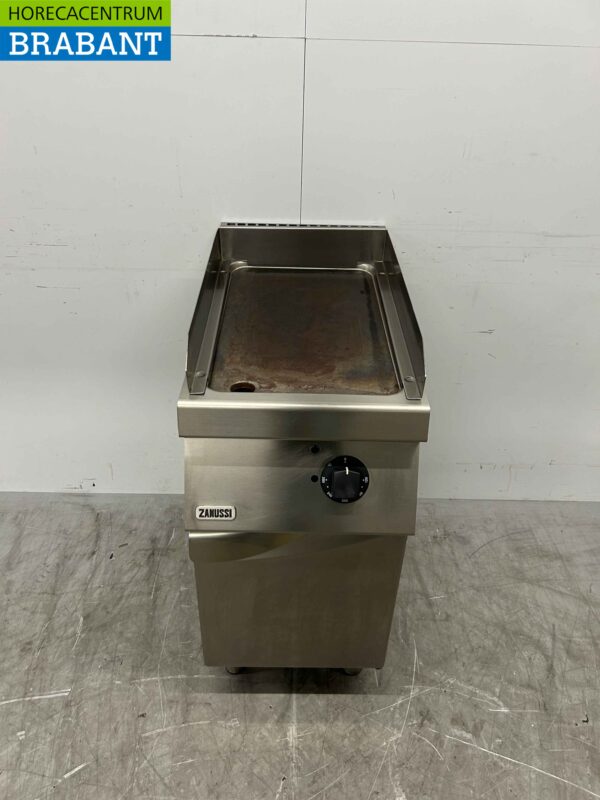 Acier inoxydable Zanussi Plaque de gril Plaque de gril lisse 40 cm 400V Horeca