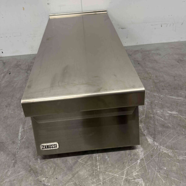 Meuble de travail Zanussi en acier inoxydable Meuble neutre avec tiroir 40 cm Restauration