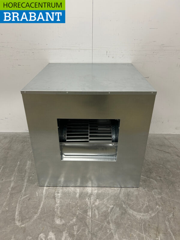 Moteur d'extraction en caisse 8000 m3 400V Horeca