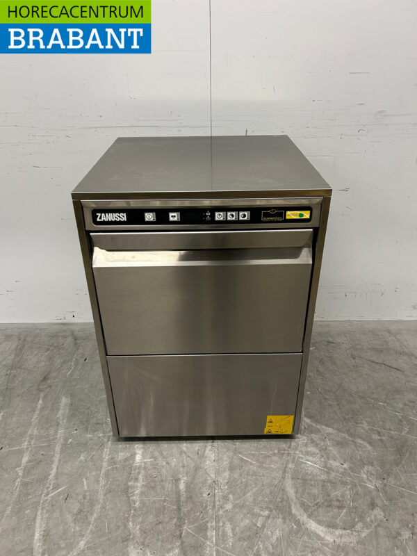 Lave-vaisselle Zanussi Zucai en acier inoxydable Chargement frontal 400V Horeca