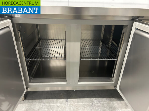 Acier inoxydable Zanussi ZH3HBAAA Établi réfrigéré 3 portes 179,9 cm 230V Horeca – Image 4