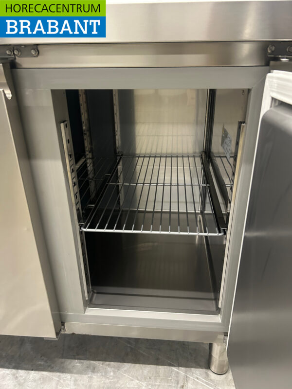 Acier inoxydable Zanussi ZH3HBAAA Établi réfrigéré 3 portes 179,9 cm 230V Horeca – Image 5