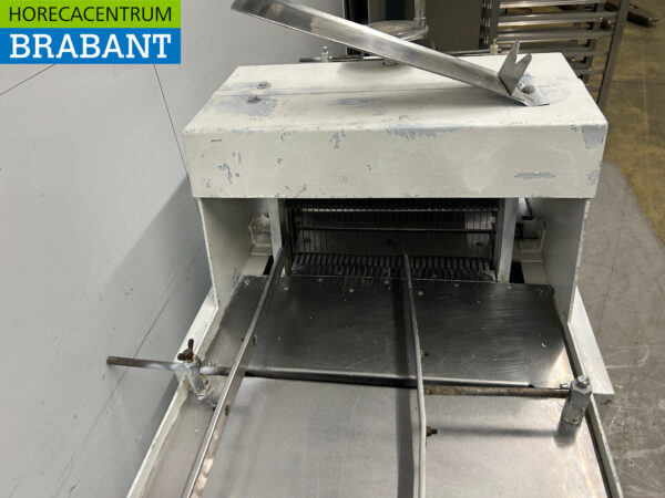 Trancheur de pain mobile Automatique 10 mm 400V Horeca – Image 4