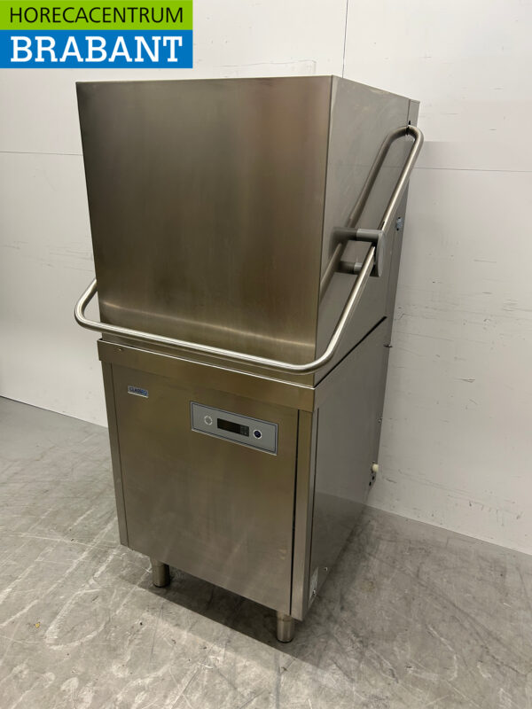 Classeq P500A en acier inoxydable Lave-vaisselle à poser Pompe de vidange 400V Horeca – Image 2