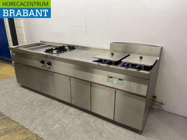 Acier inoxydable Kiremko Fado Ligne de cuisson Plaque de cuisson électrique à miroir / plancha, Double friteuse, Bain Marie et cuisinière 2 feux 275 cm 230V + Gaz naturel Horeca – Image 3