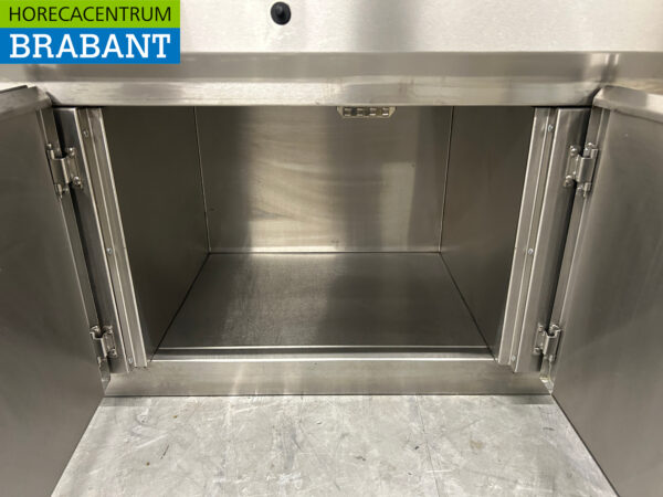 Acier inoxydable Kiremko Fado Ligne de cuisson Plaque de cuisson électrique à miroir / plancha, Double friteuse, Bain Marie et cuisinière 2 feux 275 cm 230V + Gaz naturel Horeca – Image 8