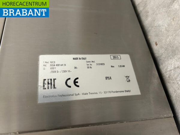 Lave-vaisselle Zanussi NUC3 en acier inoxydable Chargement frontal 400V Horeca – Image 6