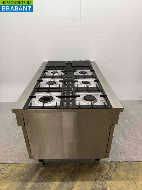 Plaque de cuisson à gaz Zanussi 8 feux en acier inoxydable 160 x 100 cm Horeca