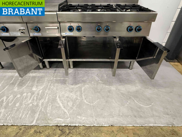 Acier inoxydable Ligne de cuisson modulaire composée d'une unité aveugle, d'un bain-marie, d'une plaque de cuisson et d'une cuisinière à 6 brûleurs 230 cm 230V + 400V + GAZ Horeca – Image 8