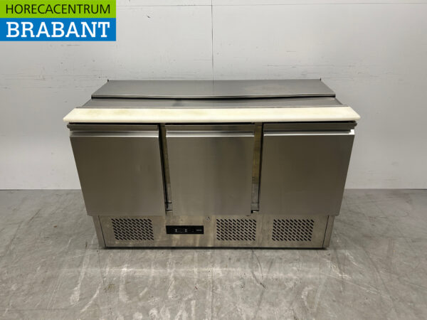 Acier inoxydable Saro Réfrigéré Comptoir Saladette 3 portes 136,5 cm 230V Horeca