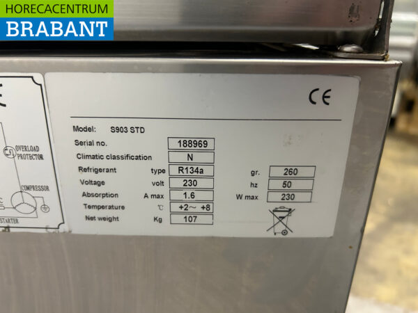Acier inoxydable Saro Réfrigéré Comptoir Saladette 3 portes 136,5 cm 230V Horeca – Image 6