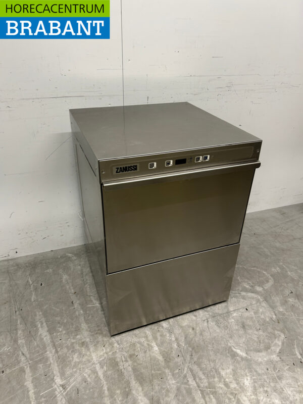 Lave-vaisselle Zanussi NUC3 en acier inoxydable Chargement frontal 400V Horeca – Image 2