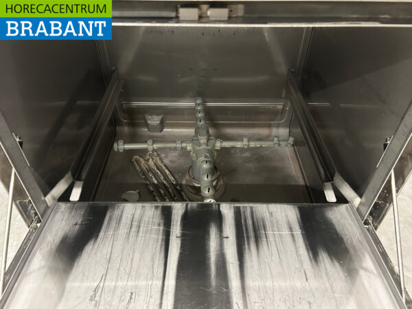 Lave-vaisselle Zanussi NUC3 en acier inoxydable Chargement frontal 400V Horeca – Image 4