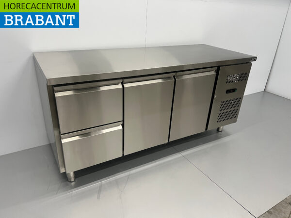 Établi réfrigéré en acier inoxydable 2 portes et 2 tiroirs 179,5 cm 230V Horeca – Image 3