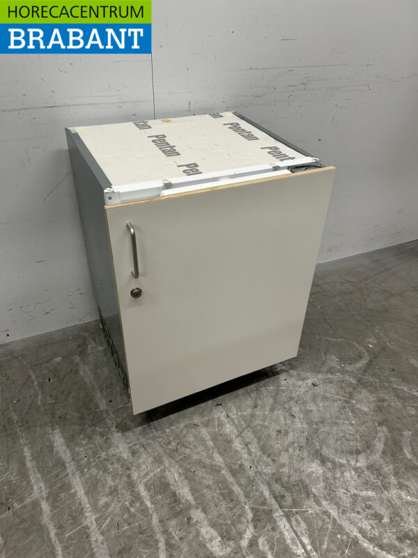 Bosch Réfrigérateur encastrable 142 litres 230V Horeca – Image 3