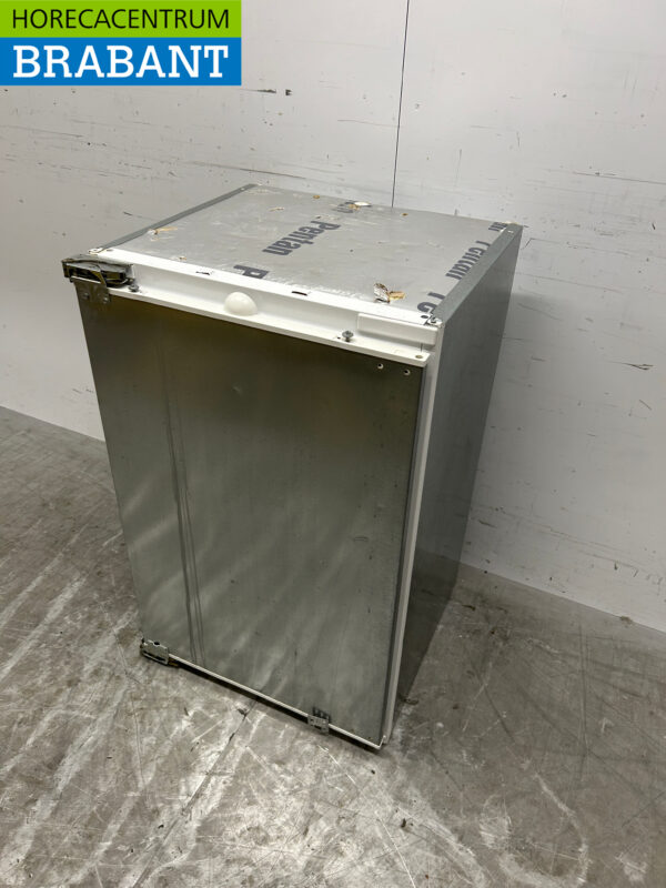 Bosch Réfrigérateur encastrable 137 litres 230V Horeca – Image 2