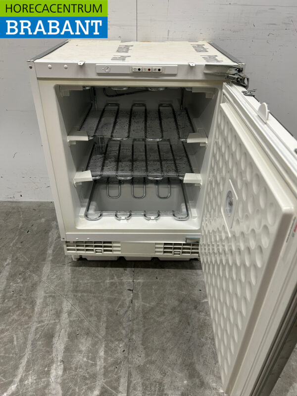 Bosch Congélateur encastrable Congélateur 114 litres 230V Horeca – Image 4