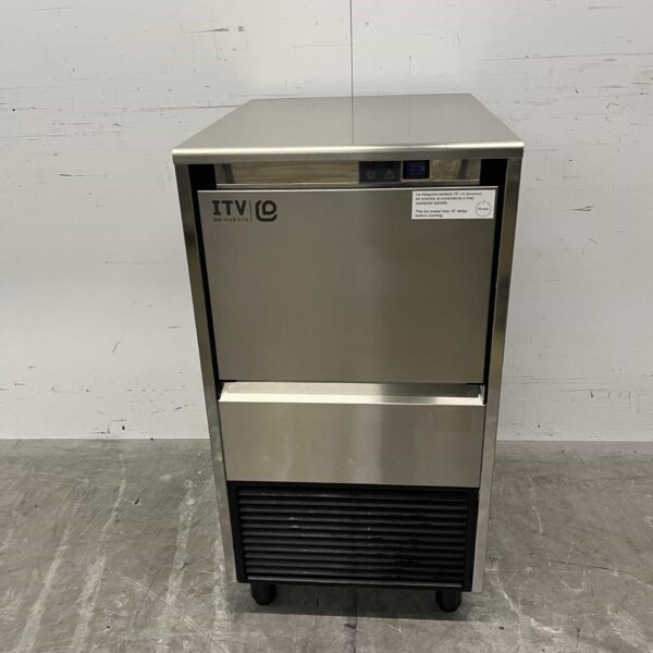 ITV IQ 85C AIRE 220-50 en acier inoxydable Machine à glace à écailles Machine à glace 88 kg p/24h 230V Horeca