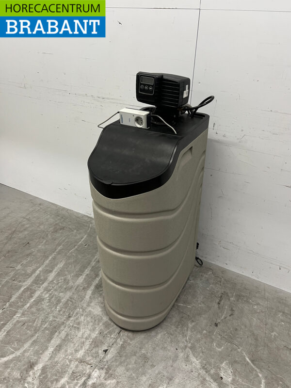 Lubron EasySoft 1700 Adoucisseur d'eau automatique 1700 litres par heure 230V Horeca – Image 2