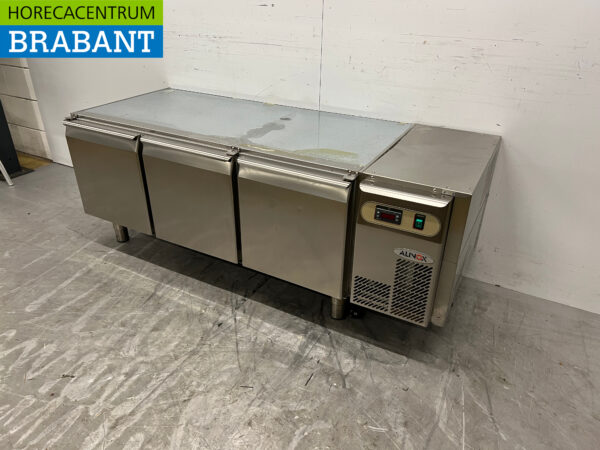 Table de travail réfrigérée de comptoir Alinox en acier inoxydable 160 cm 230V Horeca – Image 2