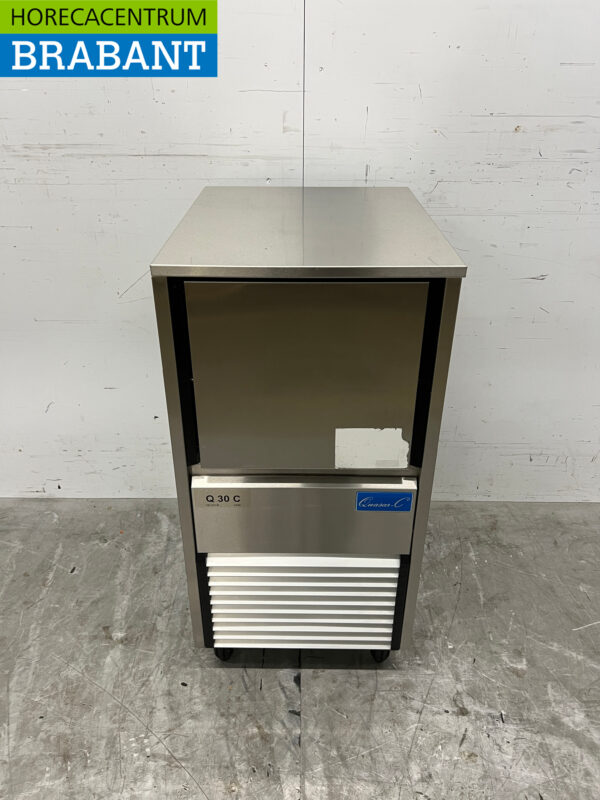 Machine à glaçons ITV Quasar en acier inoxydable Machine à glaçons 31 kg p/d 230V Horeca