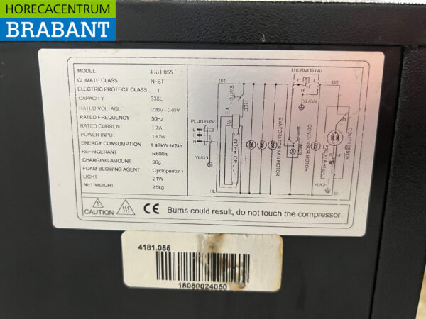 Maxxfrost Bar Cooler 3 portes pliantes 133,5 cm 230V Horeca – Image 5