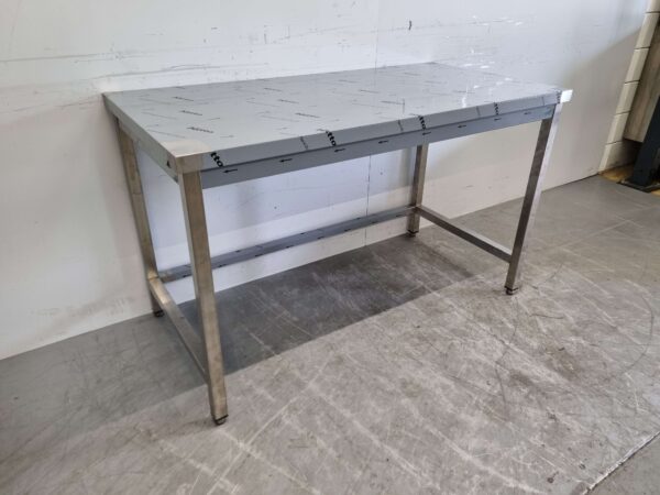 Table de travail en acier inoxydable Premium-line 140 x 70 x 85 cm Restauration – Image 3