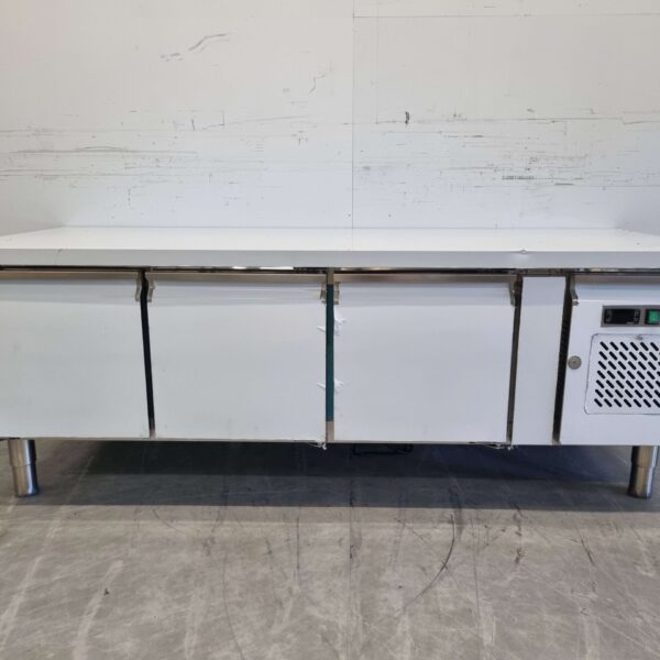 Acier inoxydable Saro Substructure Réfrigérateur 3 portes 179,5 cm 230V Horeca