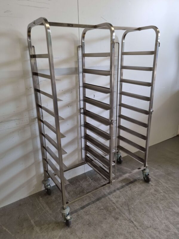 Chariot HCB Regal en acier inoxydable pour 18 bacs de lavage paniers de 50 x 50 cm Horeca – Image 3