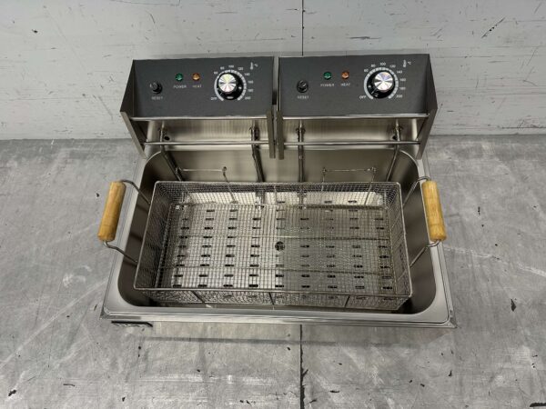 HCB Acier inoxydable Friteuse à poisson Friteuse à boules d'huile Friteuse 14 litres 230V Horeca – Image 4
