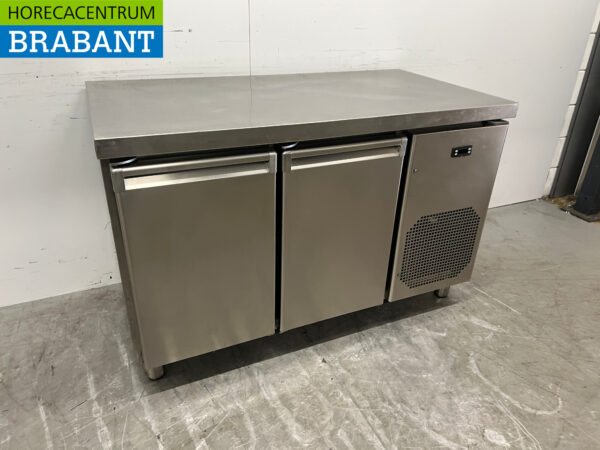 Établi réfrigéré en acier inoxydable 2 portes 132,5 cm 230V Horeca – Image 3