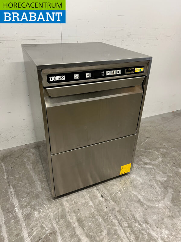 Lave-vaisselle Zanussi Zucai en acier inoxydable Chargement frontal 400V Horeca – Image 3
