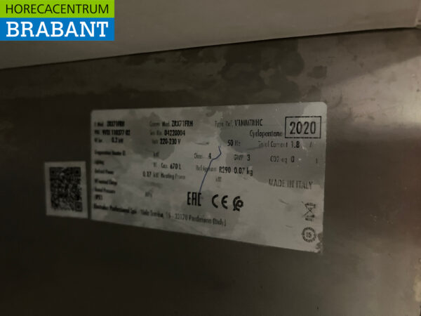 Réfrigérateur Zanussi en acier inoxydable Refroidissement 670 litres 230V Horeca – Image 5
