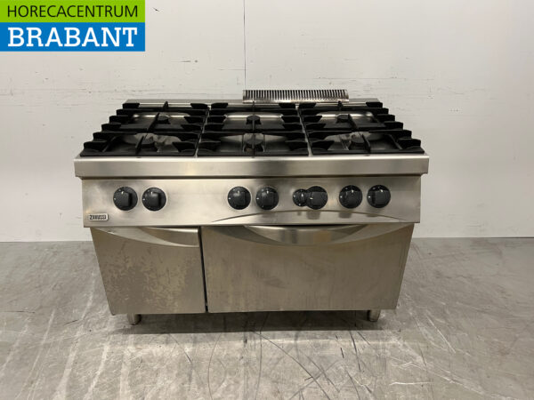 Cuisinière Zanussi en acier inoxydable à 6 feux avec four Restauration au GAZ