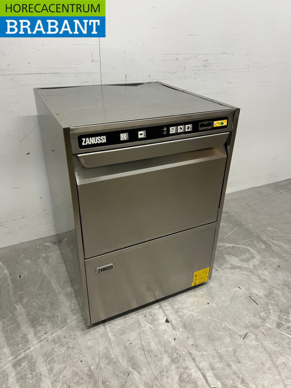 Lave-vaisselle en acier inoxydable Zanussi LS6EAH Front Loader 400V Catering – Image 3
