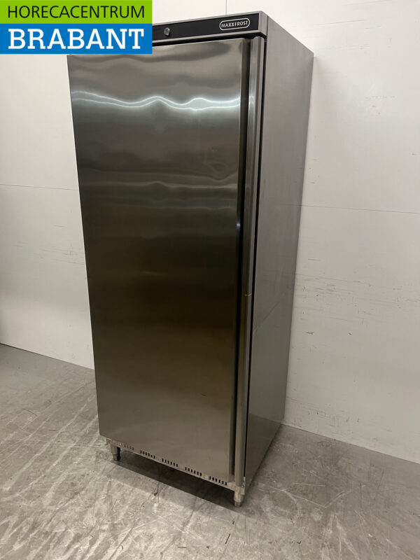 Réfrigérateur Maxxfrost en acier inoxydable 600 litres 230V Horeca – Image 2