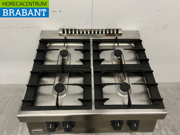 Cuiseur 4 feux Zanussi en acier inoxydable 80 cm GAS Horeca – Image 4