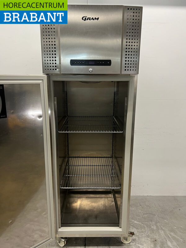 Réfrigérateur Gram en acier inoxydable 600 litres Mobile 230V Horeca – Image 4