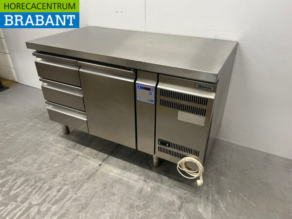 Acier inoxydable Gram Établi réfrigéré 1 porte et 3 tiroirs 136,5 cm 230V Horeca – Image 2