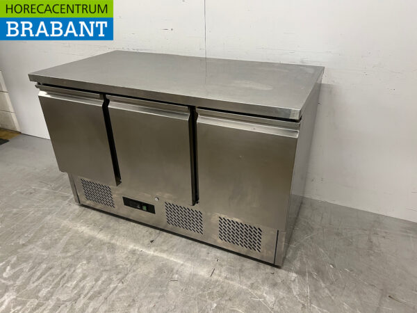 Établi réfrigéré Saro en acier inoxydable 3 portes 136 cm 230V Horeca – Image 2