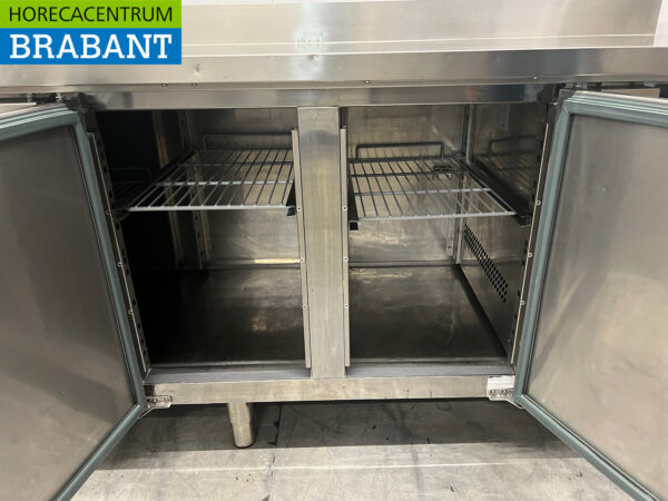 Établi réfrigéré en acier inoxydable 4 portes 223 cm 230V Horeca – Image 5