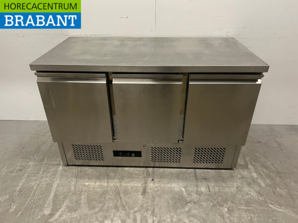 Établi réfrigéré en acier inoxydable 3 portes 137 cm 230V Horeca