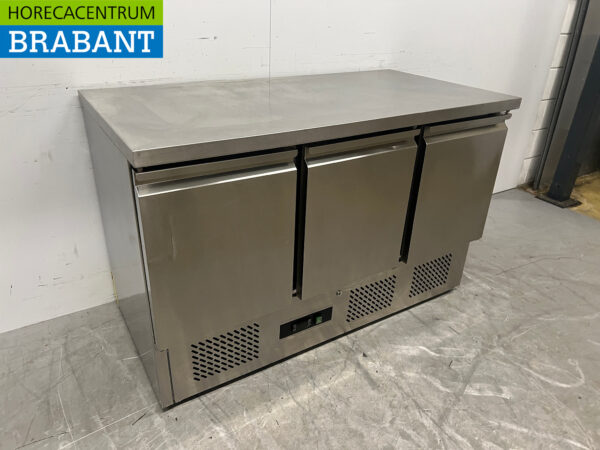 Établi réfrigéré en acier inoxydable 3 portes 137 cm 230V Horeca – Image 3